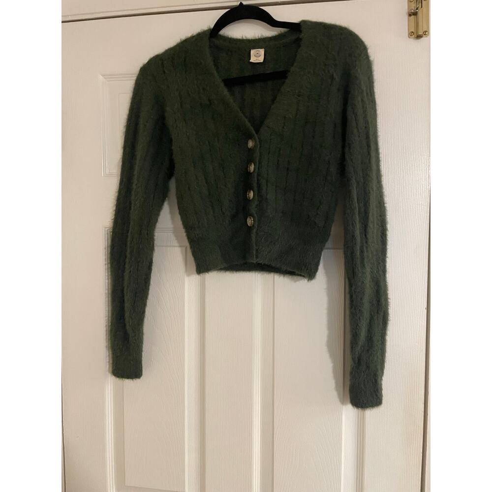 Urban Outfitters green cropped fuzzy comfy Y2K cardigan size small